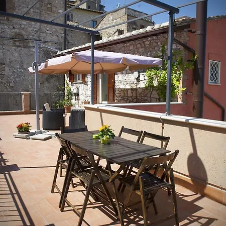 Casanise Couette-café 3*