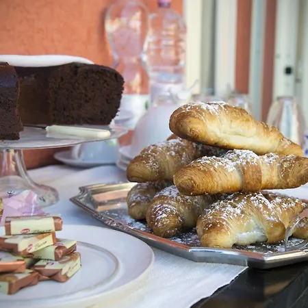 Bed and Breakfast Casanise 3*